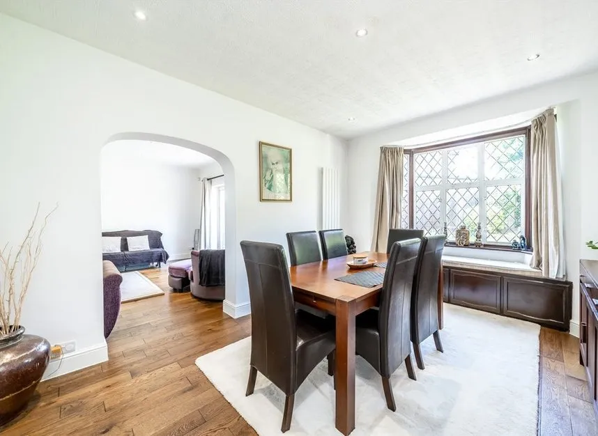 Woodland Gardens, Isleworth, TW7, photo 5