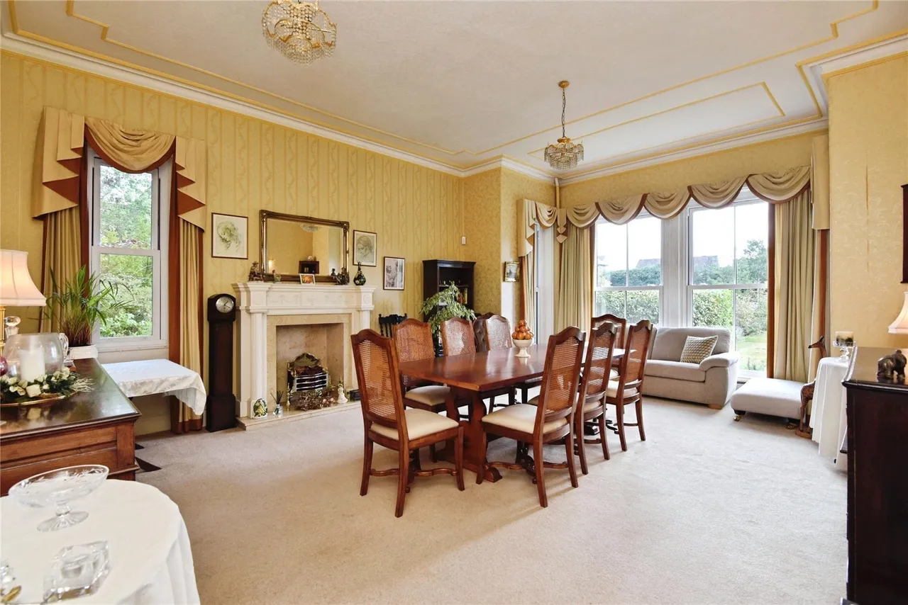 Crewe Road, Alsager, Stoke-on-Trent, Cheshire, ST7, photo 2