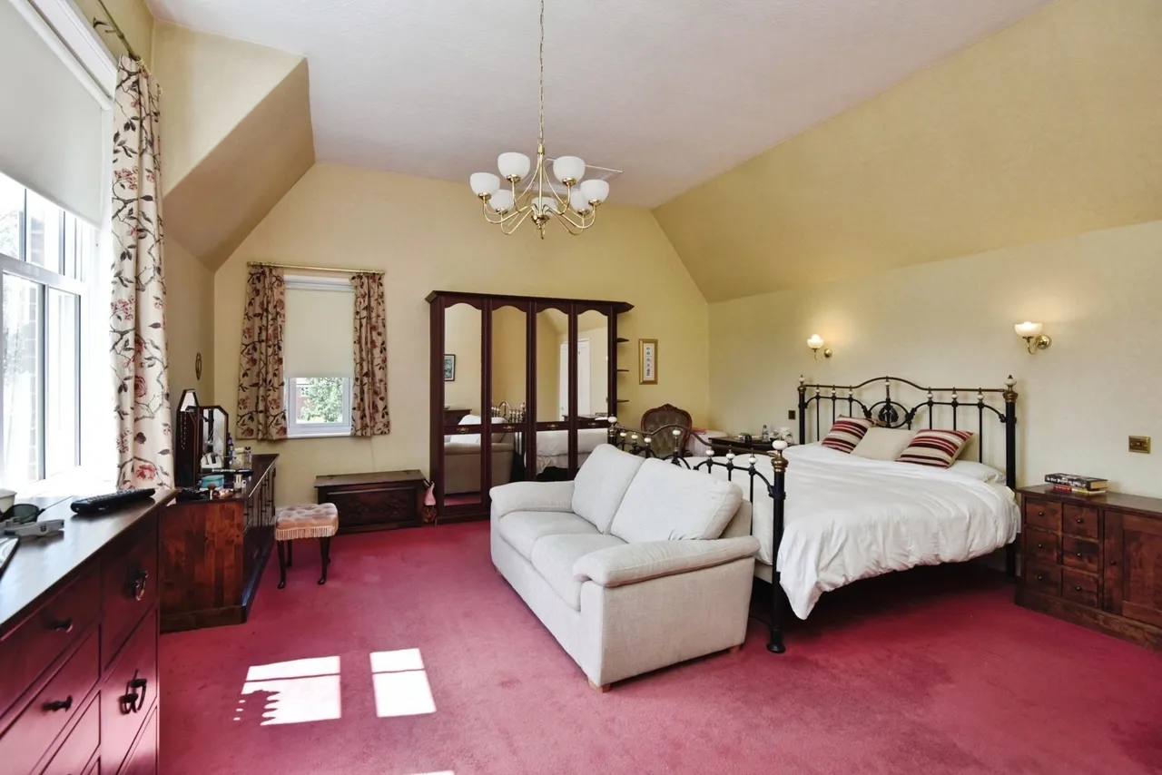 Crewe Road, Alsager, Stoke-on-Trent, Cheshire, ST7, photo 21