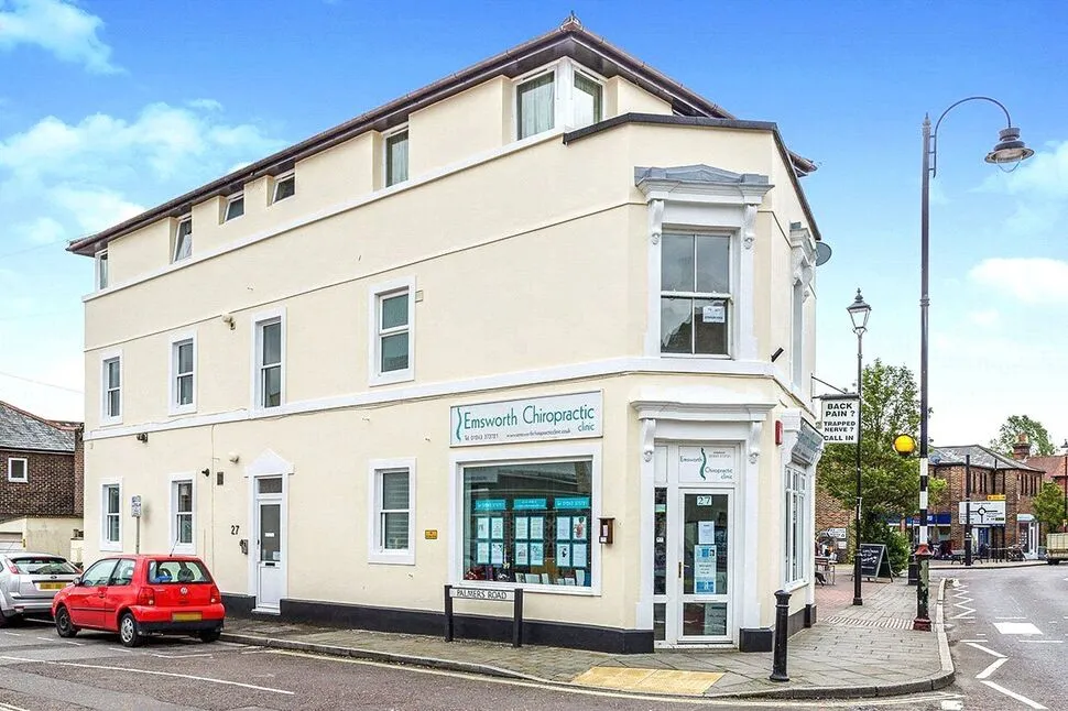 1 bed flat to rent, North Street, Emsworth, PO10