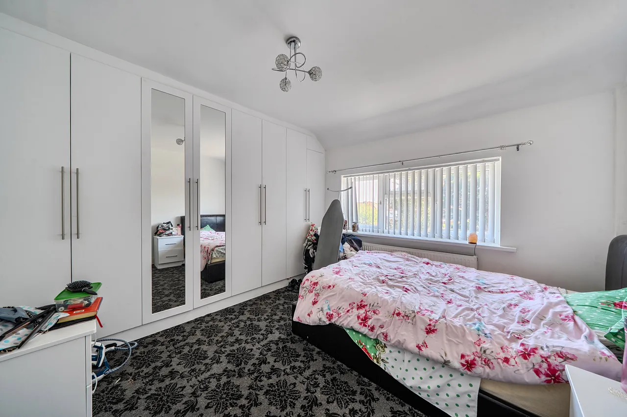 398 Allenby Road, Southall, photo 7