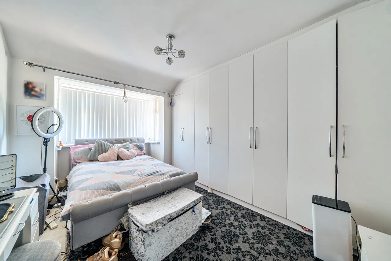 398 Allenby Road, Southall, photo 6