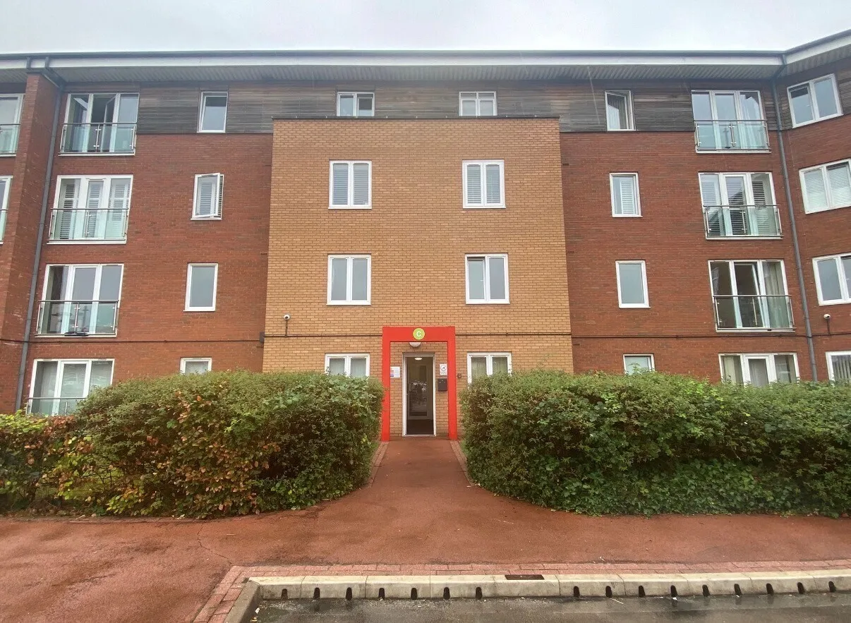 2 bed flat to rent, Banks Road, Liverpool, L19