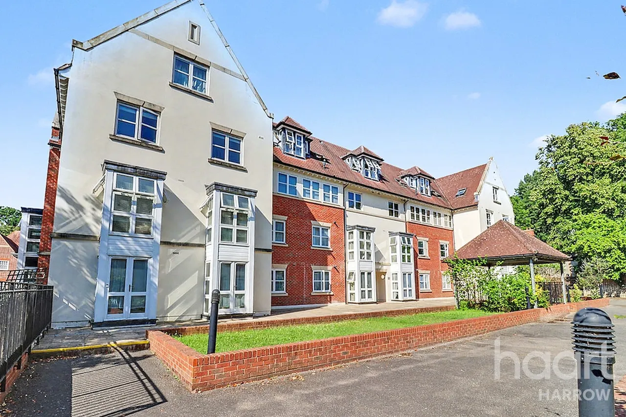 Cottage Close, Harrow, HA2, photo 11