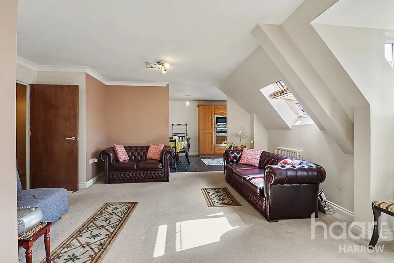 Cottage Close, Harrow, HA2, photo 4
