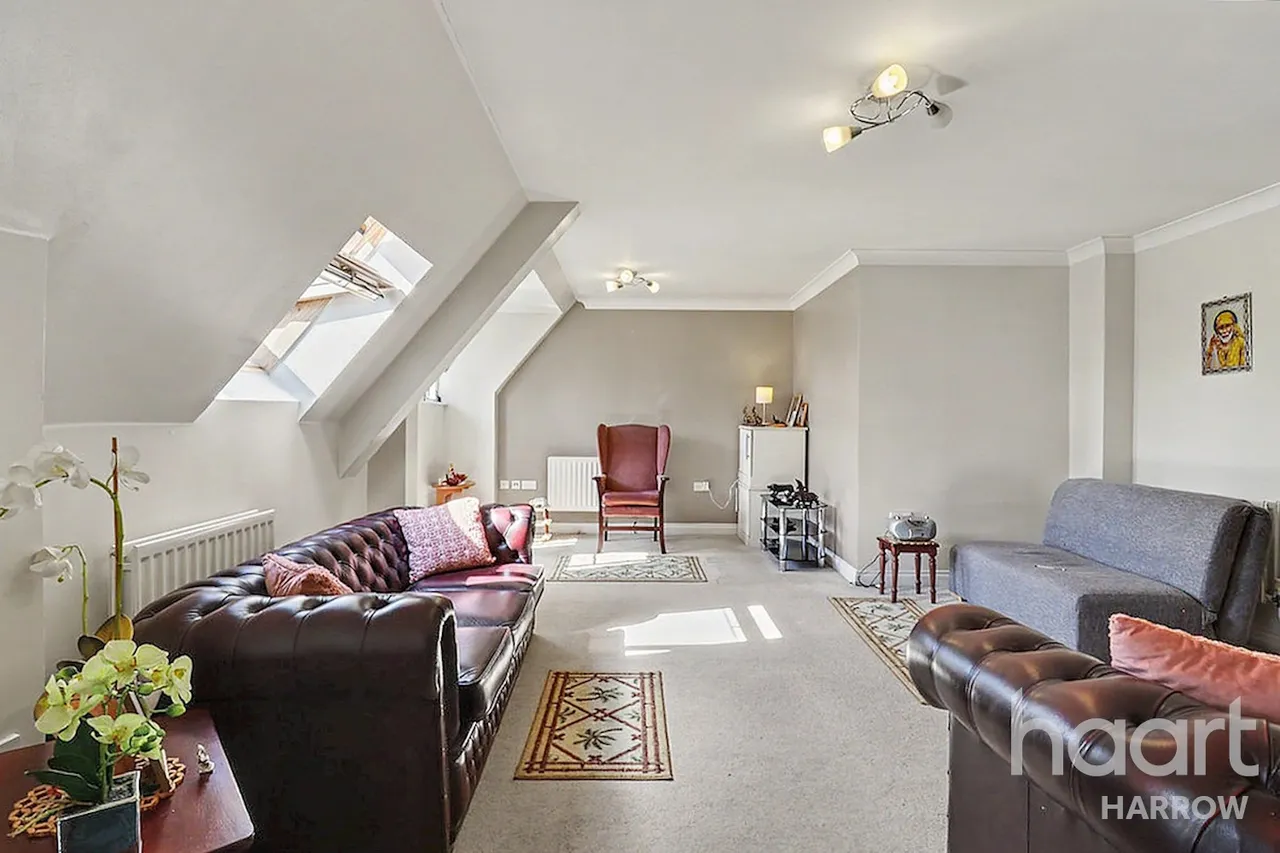 Cottage Close, Harrow, HA2, photo 3