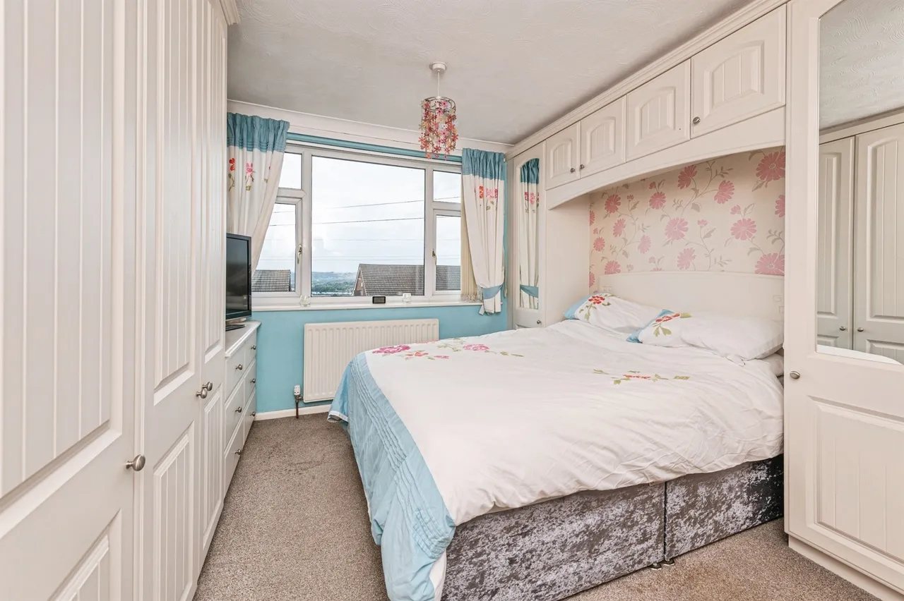 Pennine Road, Dewsbury, photo 9