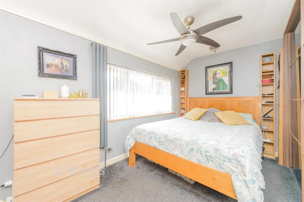 Hever Court Road, Gravesend, DA12, photo 8