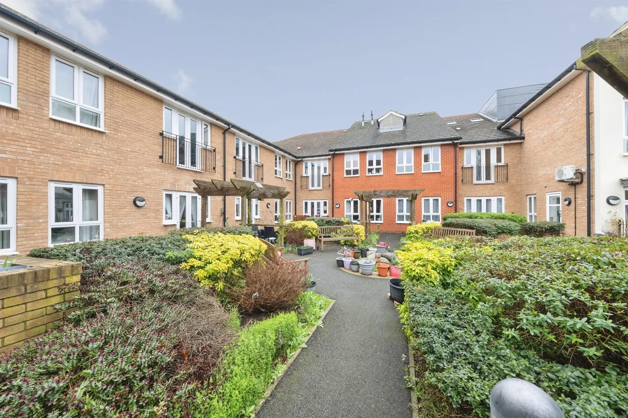 Coach House Mews, Bicester, OX26, photo 10