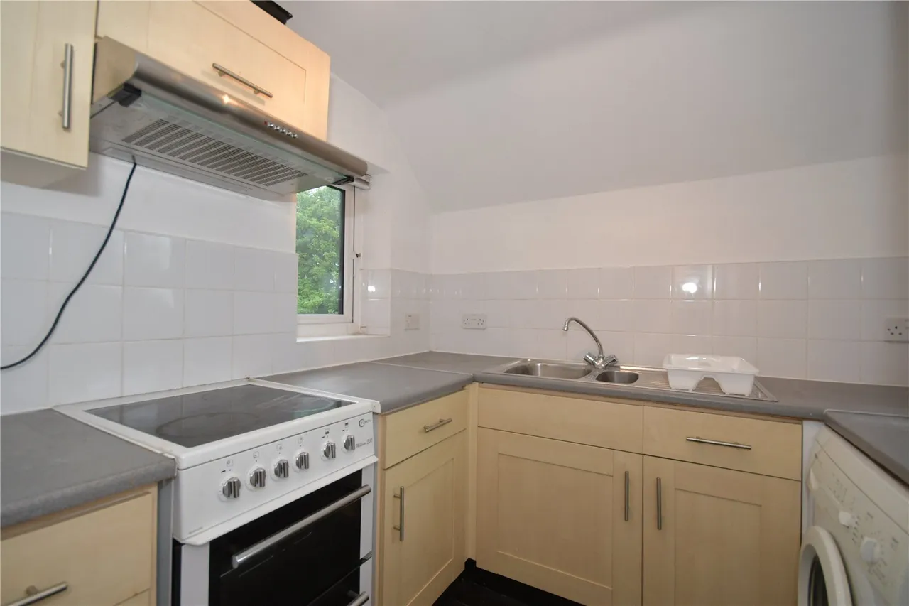Lindisfarne Court, Chesterfield, Derbyshire, S40, photo 4