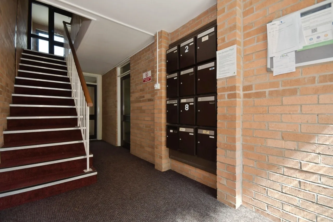Lindisfarne Court, Chesterfield, Derbyshire, S40, photo 7