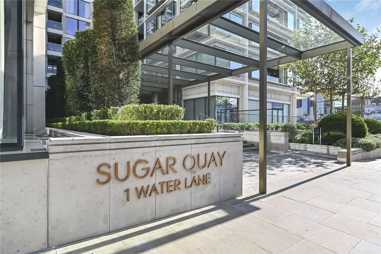 Water Lane, London, EC3R, photo 18
