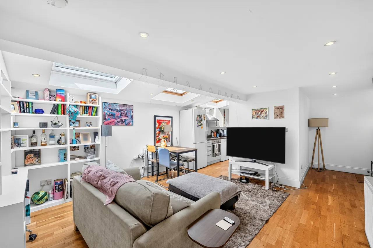 Roskell Road, London, SW15, photo 3