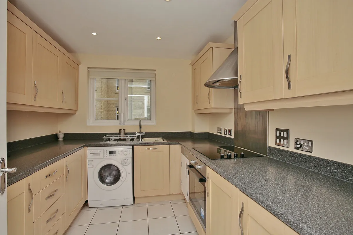 Priory Mill Lane, Witney, photo 3