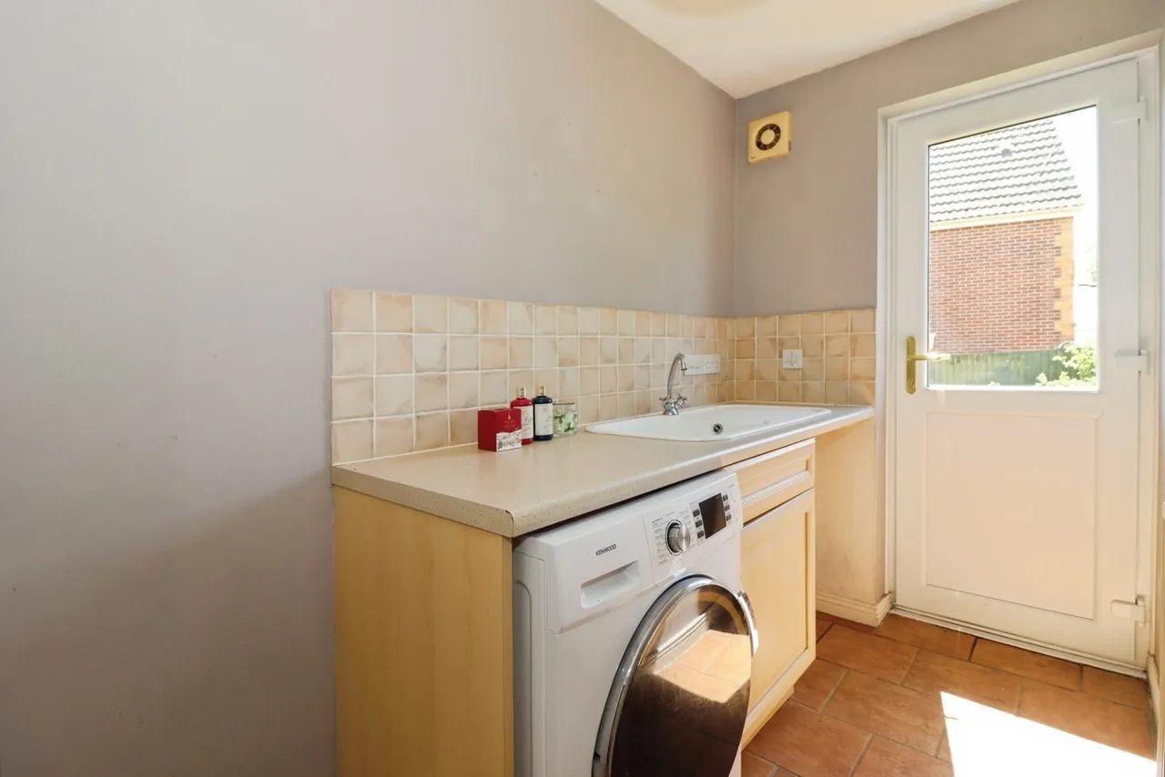 Simmonds View, Stoke Gifford, Bristol, Gloucestershire, BS34, photo 9