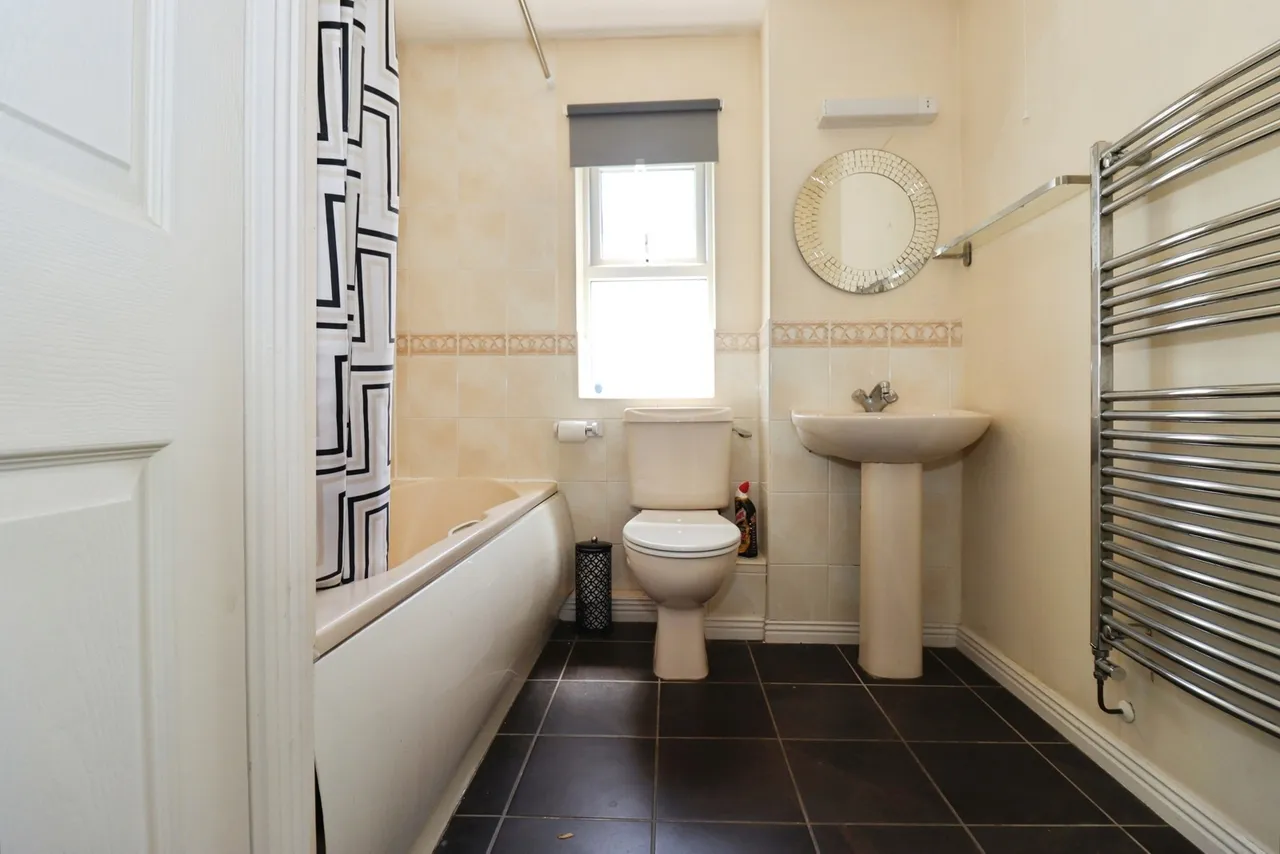 Simmonds View, Stoke Gifford, Bristol, Gloucestershire, BS34, photo 18