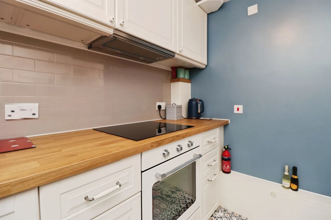 Sarjeant Court, Rothwell, Kettering, photo 5