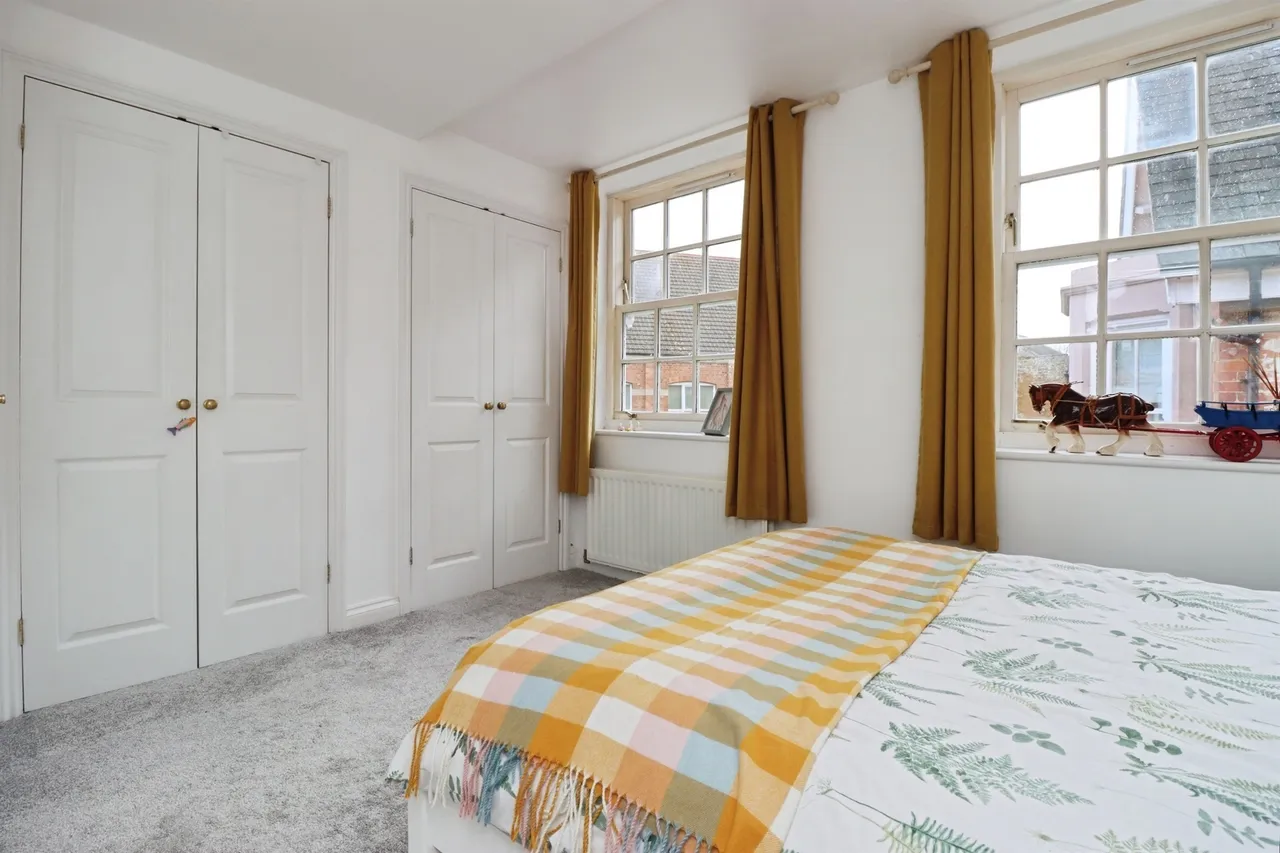Sarjeant Court, Rothwell, Kettering, photo 8