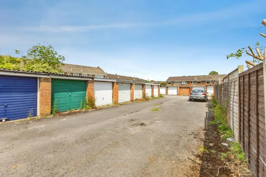 Reynards Close, Winnersh, RG41, photo 12