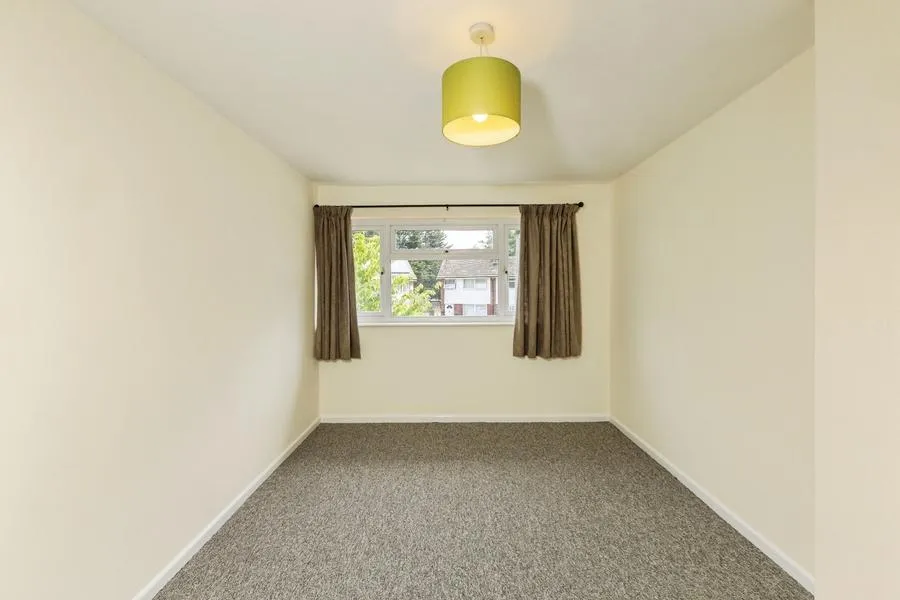 Reynards Close, Winnersh, RG41, photo 8