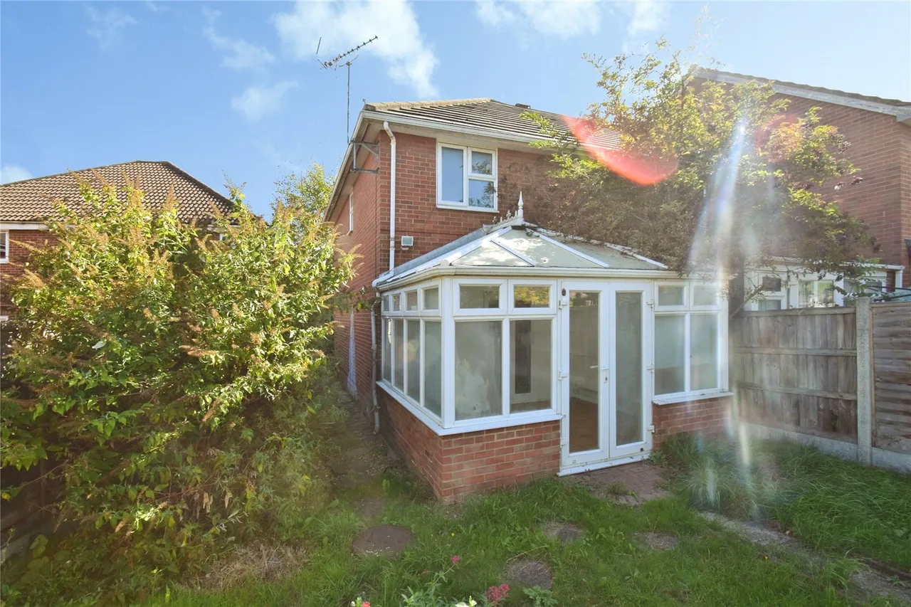 Burdetts Road, Dagenham, RM9, photo 13