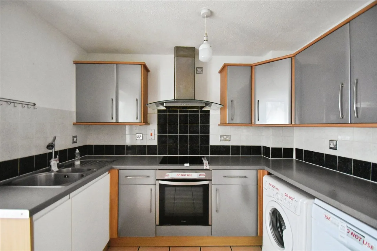 Burdetts Road, Dagenham, RM9, photo 8