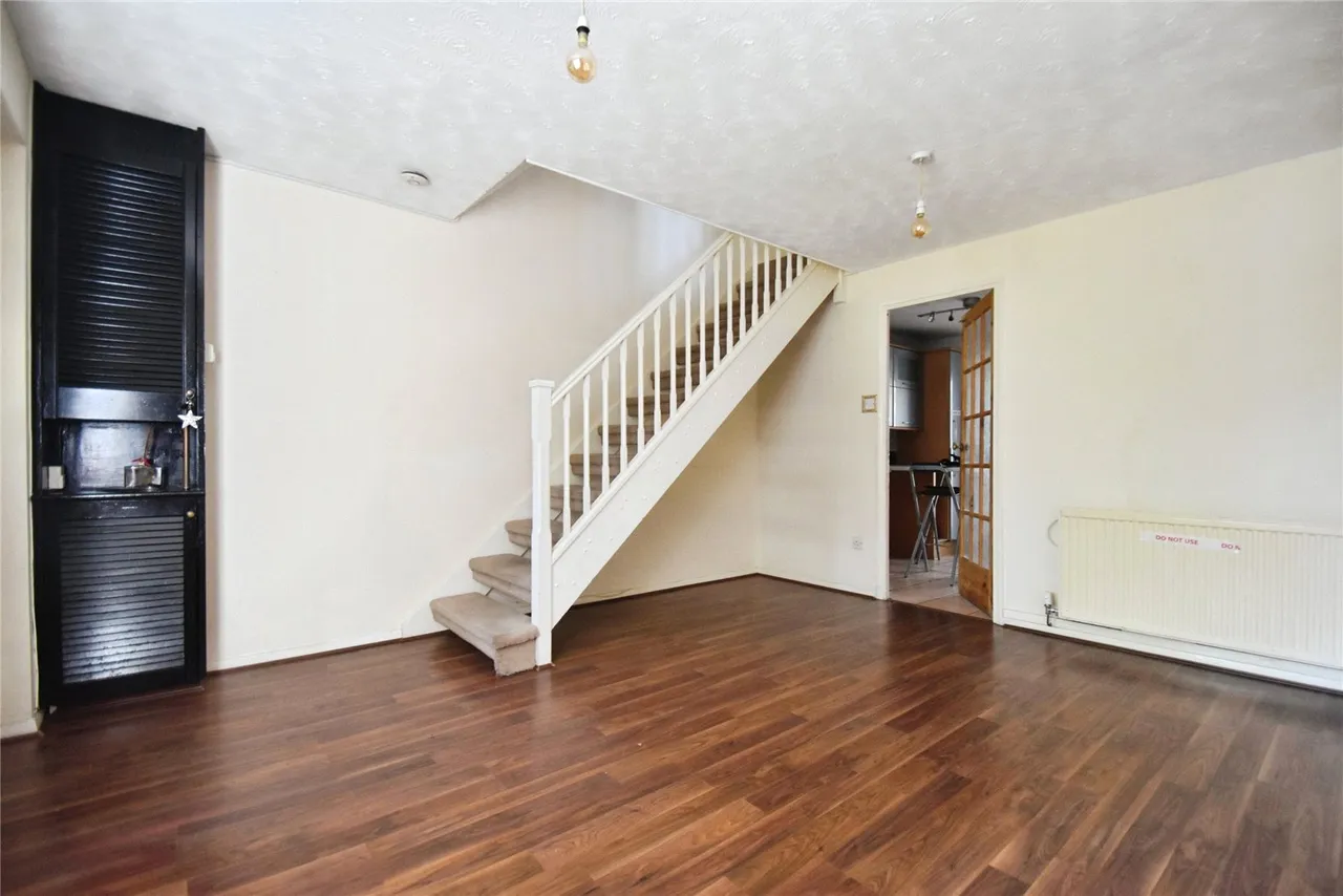 Burdetts Road, Dagenham, RM9, photo 2
