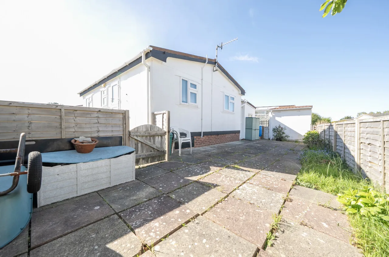 Willowbrook Park, Lancing, BN15, photo 9