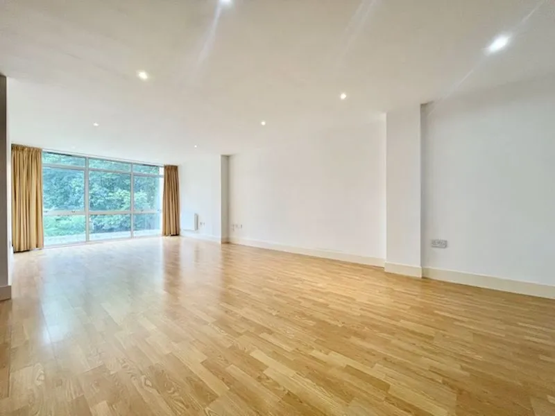 Long Lane, London SE1 4PB, photo 2