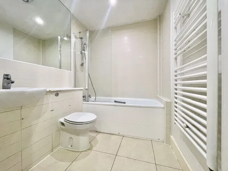 Long Lane, London SE1 4PB, photo 3