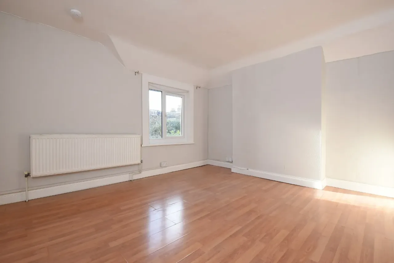 St. Julians Farm Road, London, Greater London, SE27, photo 6