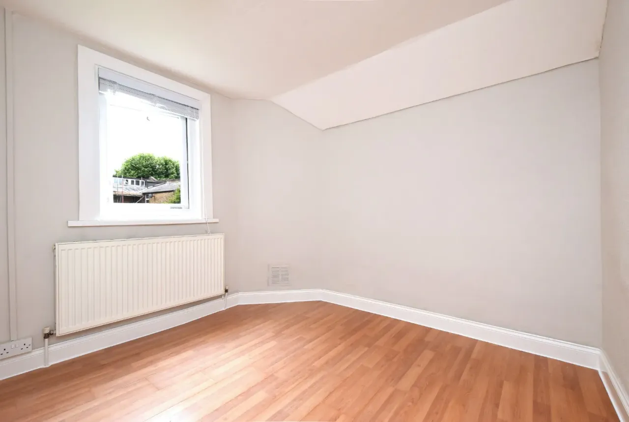 St. Julians Farm Road, London, Greater London, SE27, photo 7
