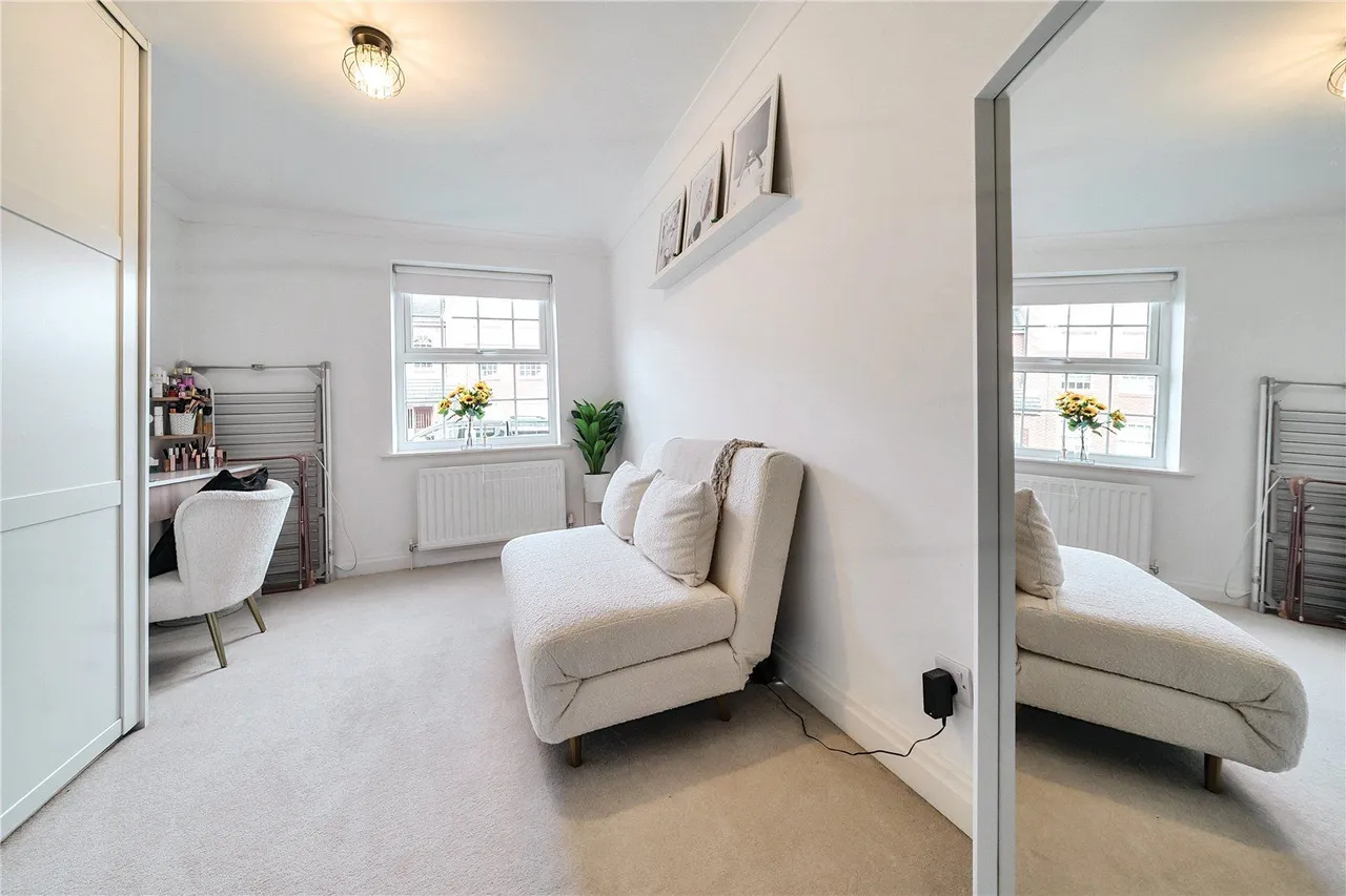 Fairfield Court, Leeds, LS17, photo 6
