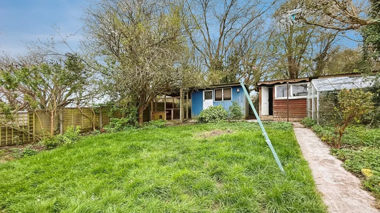 St Andrews Road, Warminster, photo 12