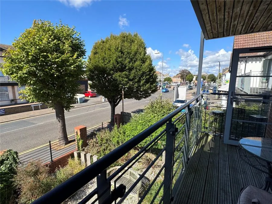 Carnarvon Road, Clacton-on-Sea, CO15, photo 9