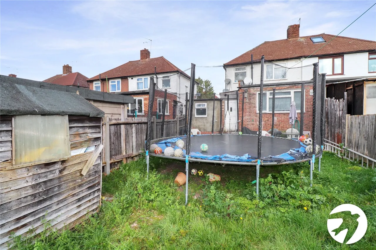 Bracondale Road, Abbey Wood, SE2, photo 9