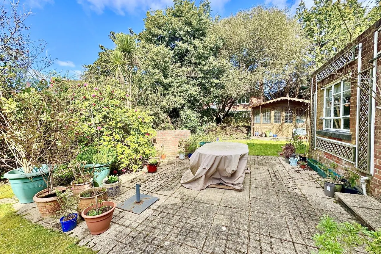 Leven Avenue, BH4, photo 20