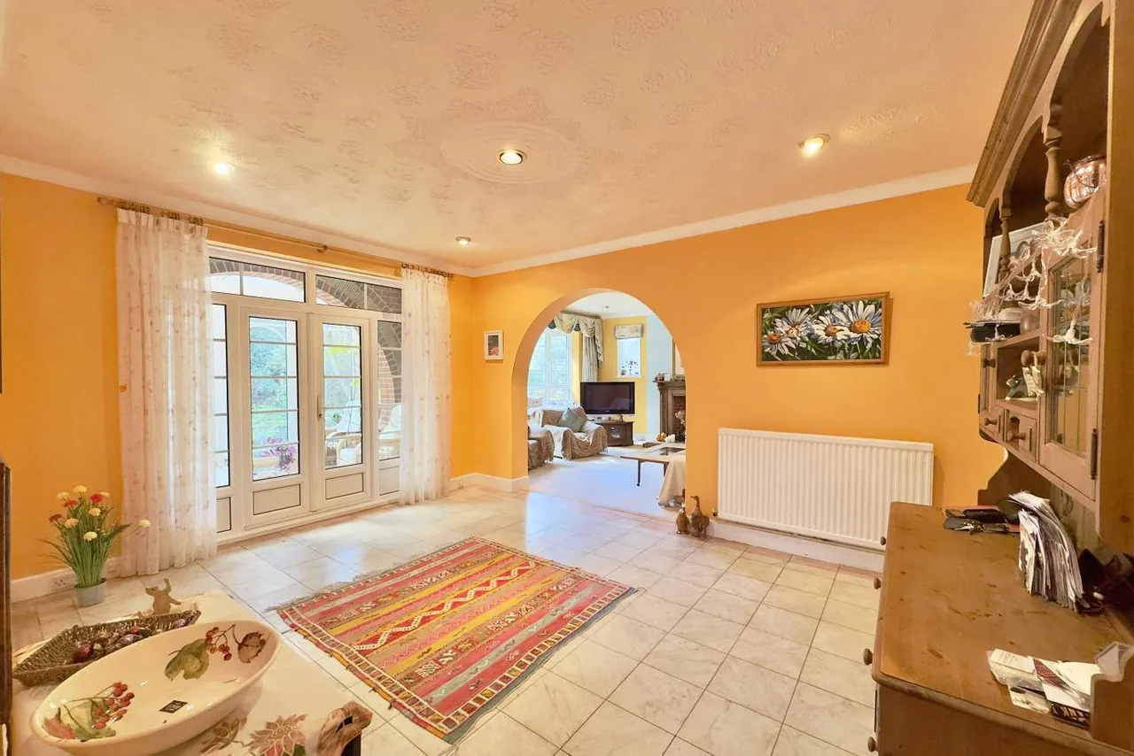Leven Avenue, BH4, photo 7