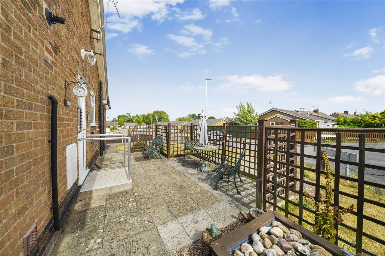Gladstone Street, Hathern, photo 13