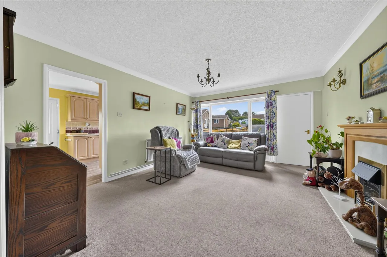 Gladstone Street, Hathern, photo 3