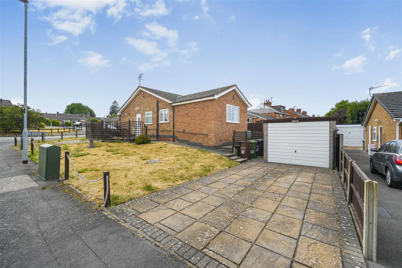 Gladstone Street, Hathern, photo 18