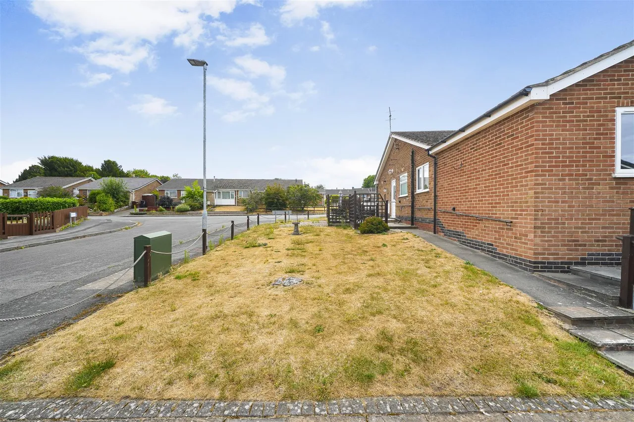 Gladstone Street, Hathern, photo 16