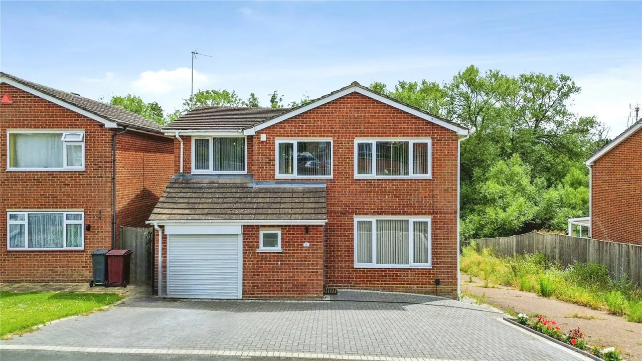 4 bed house for sale, Tallis Lane, Reading, RG30