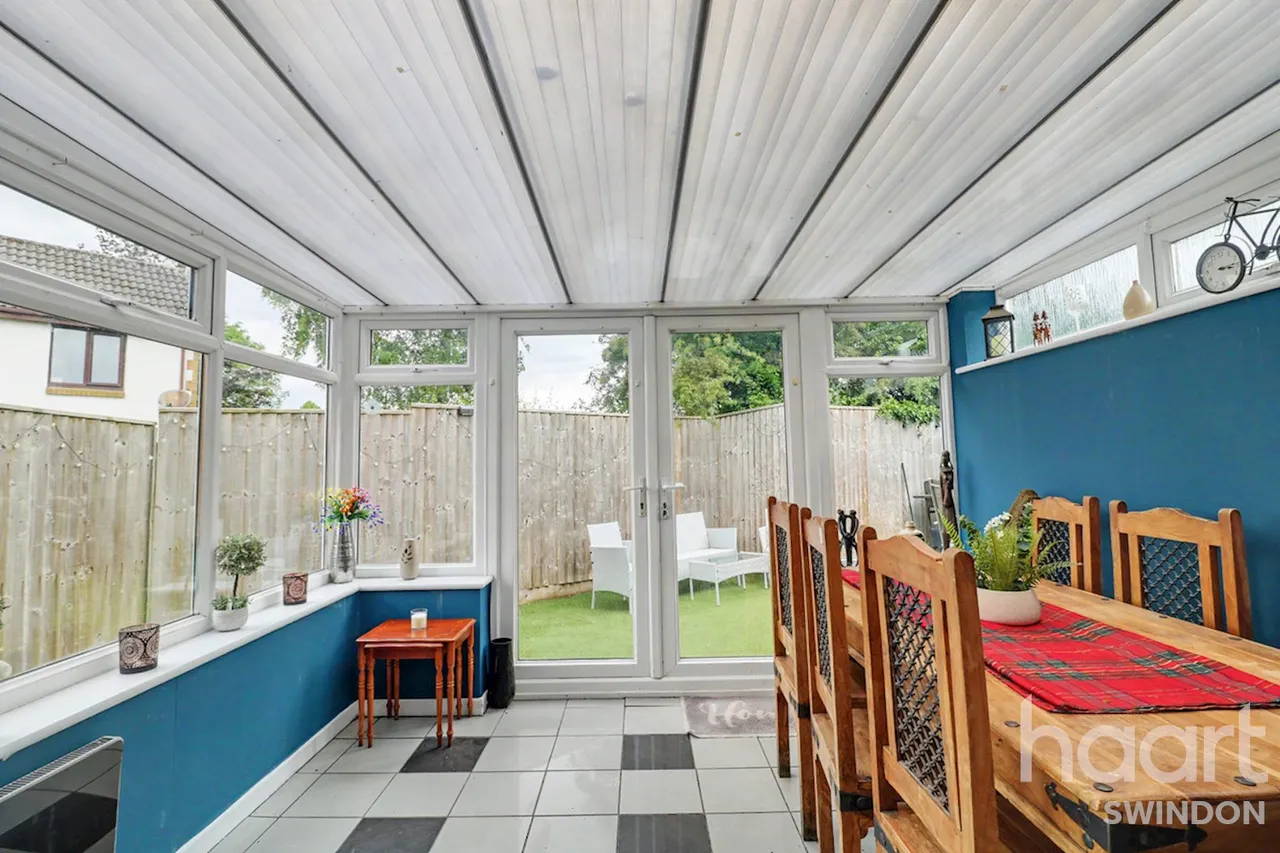 High Mead, Swindon, SN4, photo 10