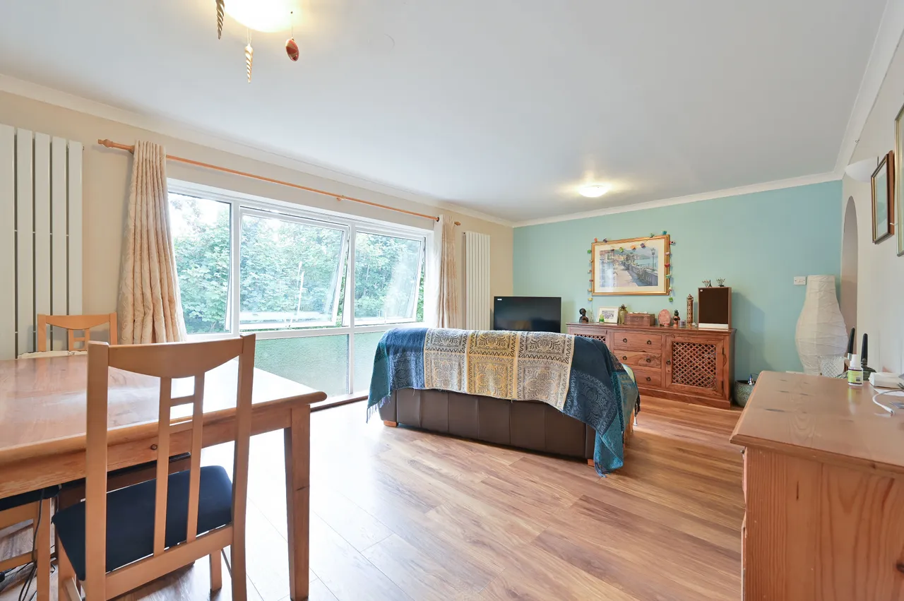 Flat 7, 10 Grandfield Avenue, Watford, photo 8