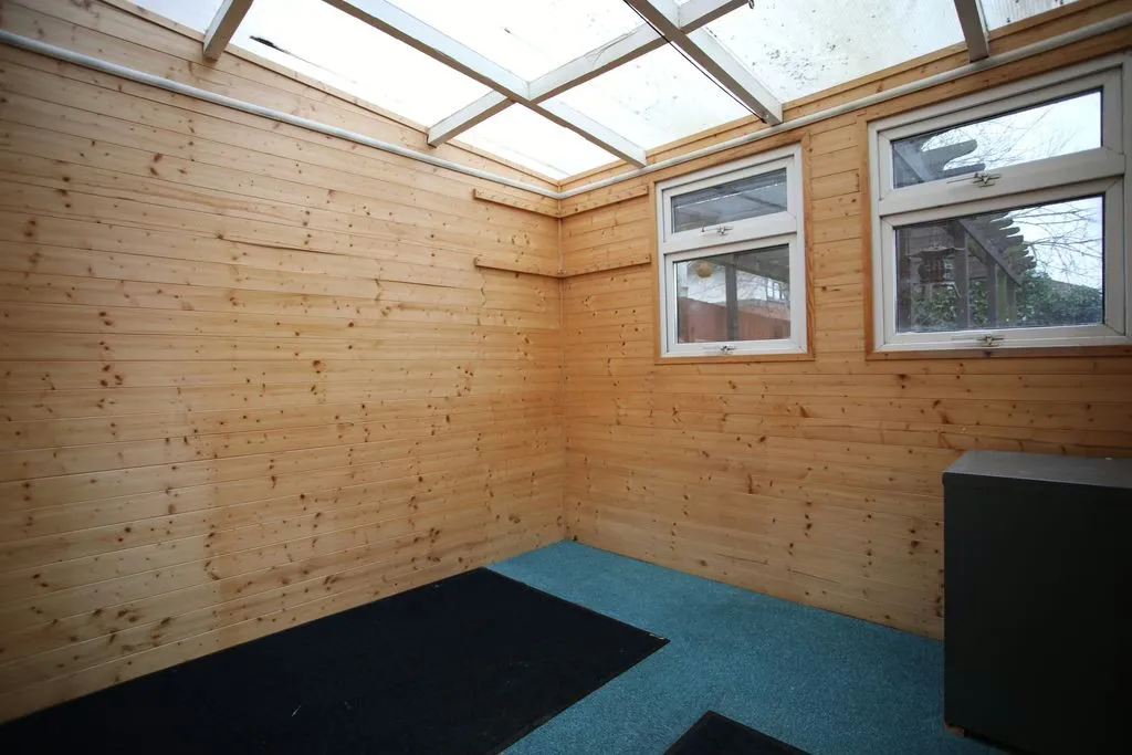 Dunchurch Dale, Walnut Tree, Milton Keynes, Buckinghamshire, MK7 7BU, photo 17