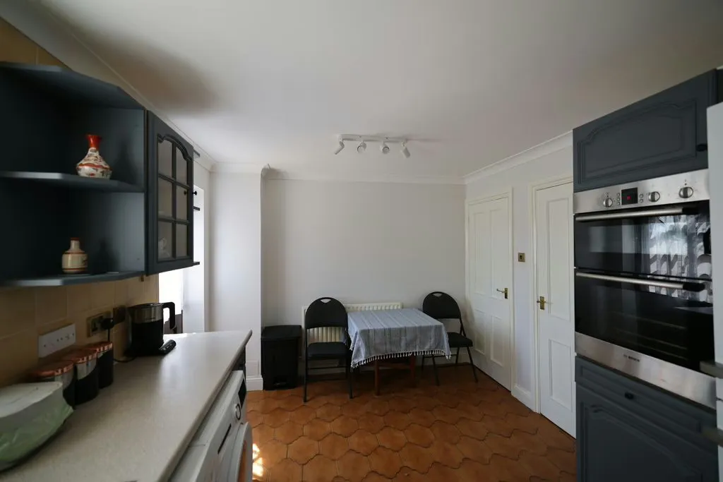 Dunchurch Dale, Walnut Tree, Milton Keynes, Buckinghamshire, MK7 7BU, photo 8
