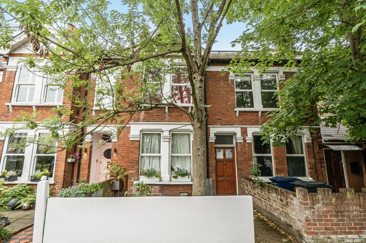 Flat 3, 107 Mill Hill Road, London, photo 11