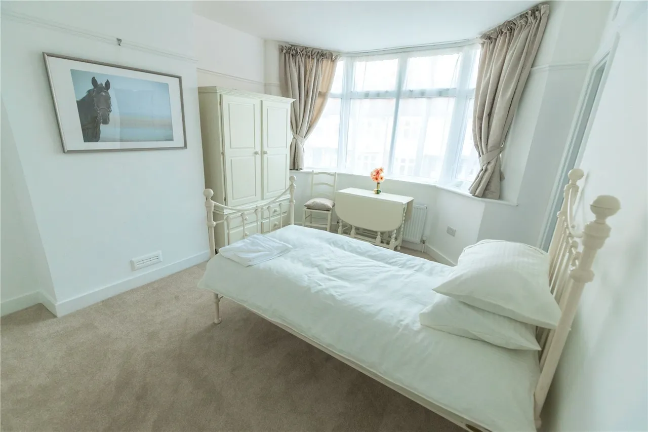 Pagehurst Road, CR0, photo 12