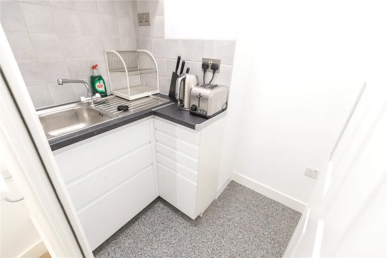 Pagehurst Road, CR0, photo 22